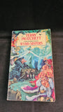Terry Pratchett - Wyrd Sisters, A Discworld Novel, Corgi Books, 1989, Paperbacks