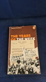 Patricia Cockburn - The Years of The Week, Penguin Books, 1971, Paperbacks