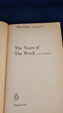 Patricia Cockburn - The Years of The Week, Penguin Books, 1971, Paperbacks
