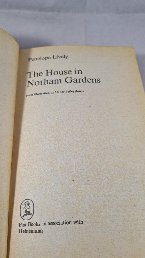 Penelope Lively The House in Norham Gardens, Piccolo, 1977, Paperbac