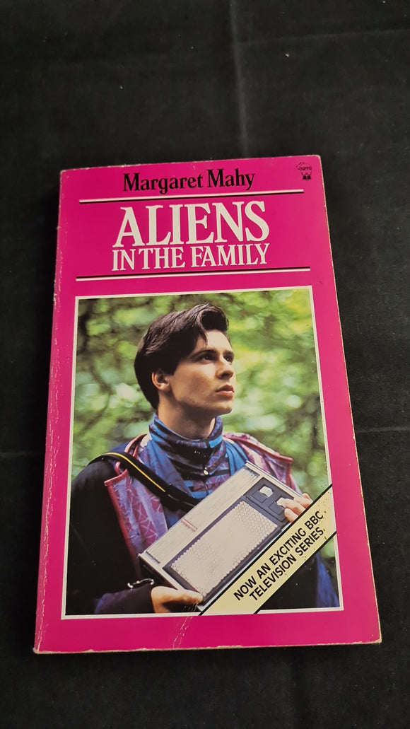 Margaret Mahy - Aliens in the Family, Hippo Books, 1987, Paperbacks