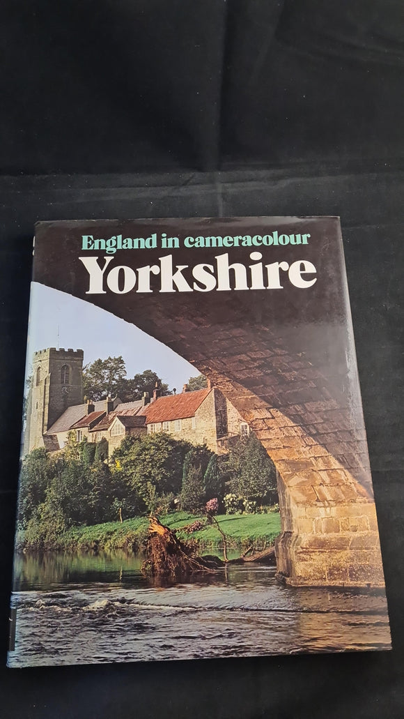 Alan Hollingsworth - England in cameracolour, Yorkshire, Town & County Books, 1984