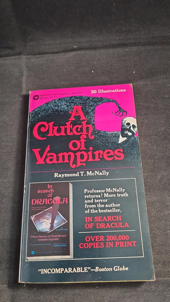 Raymond T McNally - A Clutch of Vampires, Warner Paperbacks, 1975