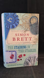 Simon Brett - The Stabbing in the Stables, Macmillan, 2006