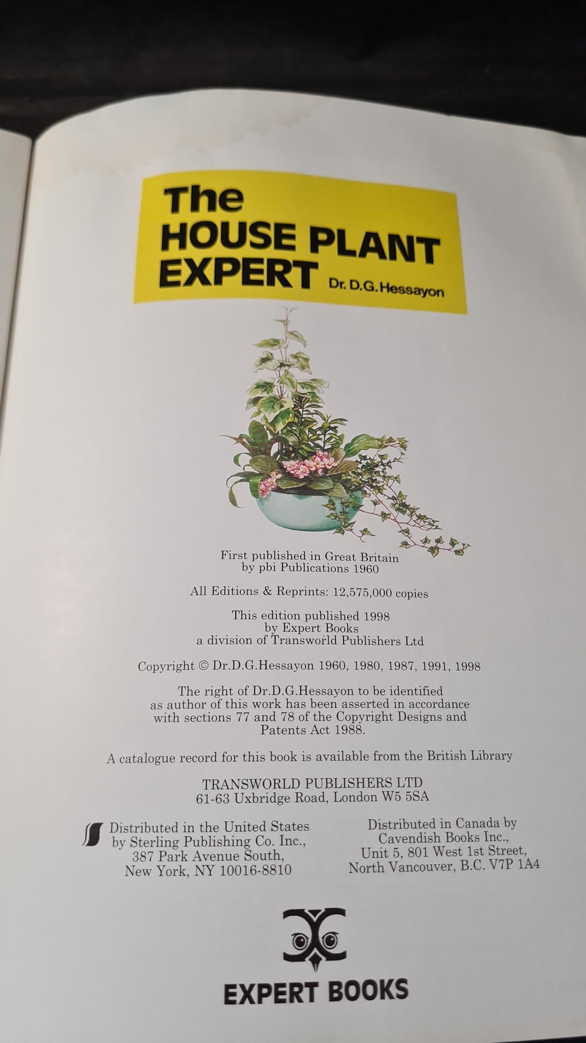 the house plant expert D G Hessayon