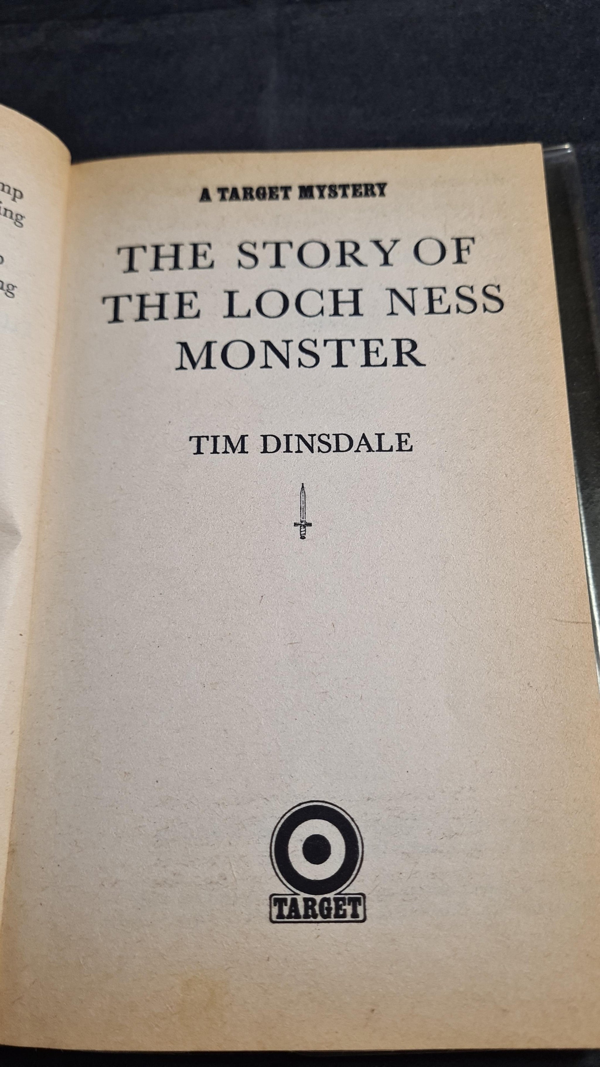 洋書 LOCH NESS MONSTER by Tim Dinsdale Story of the Loch Ness Monster by Tim Dinsdale | Goodreads