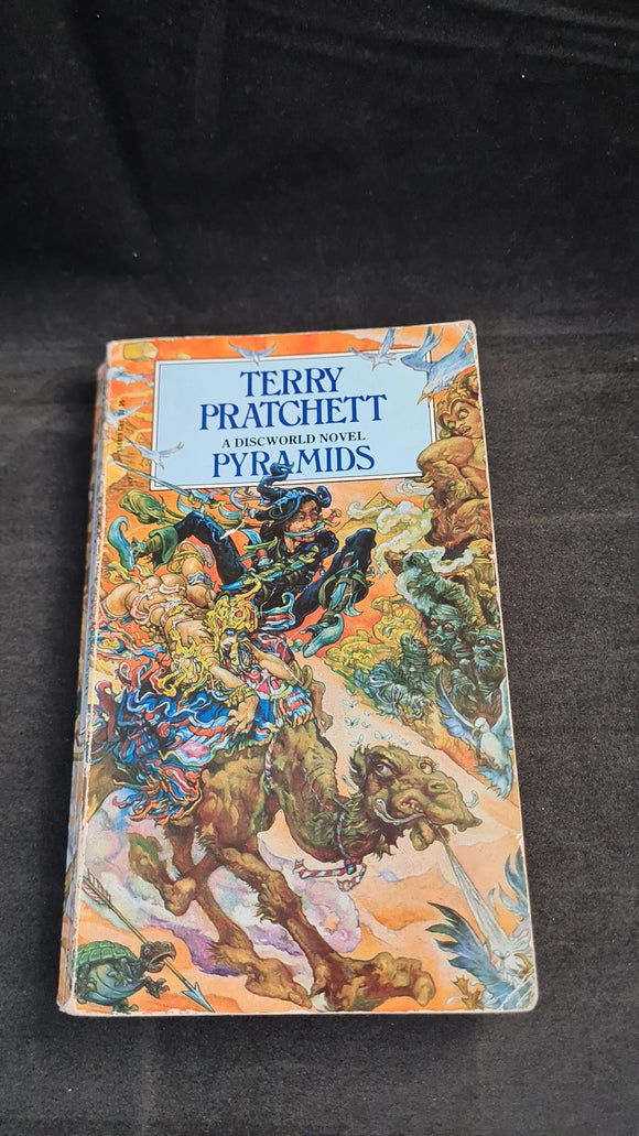 Terry Pratchett - Pyramids, Corgi Books, 1990, Discworld Novel, Paperbacks