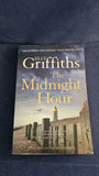 Elly Griffiths - The Midnight Hour, Quercus, 2022, Paperbacks