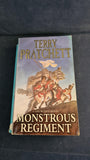 Terry Pratchett - Monstrous Regiment, Corgi Books, 2004, Paperbacks, A Discworld Novel