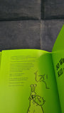 Sarah Ford - How to Outwit a Slug, Hamlyn, 2003, Paperbacks