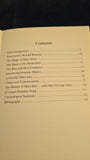 Arnold Kellett - On Ilkla Mooar baht 'at, The Story of the Song, Smith Settle, 1998, Paperbacks
