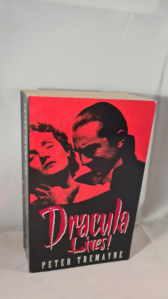 Peter Tremayne - Dracula Lives! Signet, 1993, Paperbacks