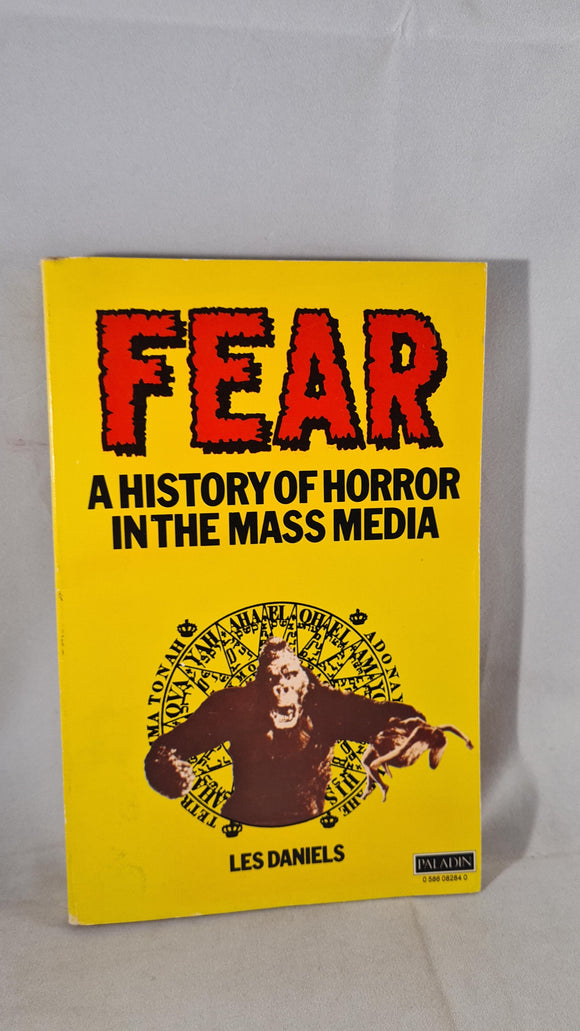 Les Daniels - Fear A History of Horror in the Mass Media, Granada, 1977, Paperbacks