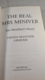 Ysenda Maxtone Graham - The Real Mrs Miniver, John Murray, 2001
