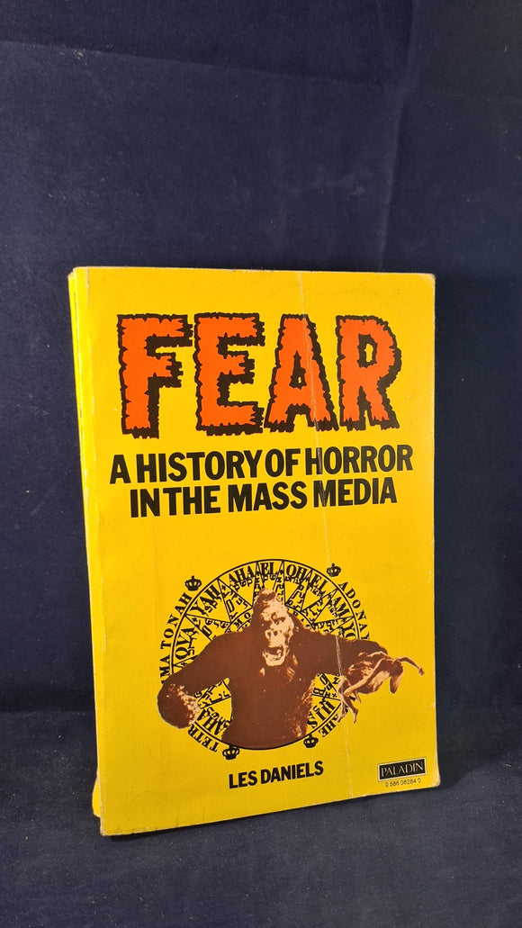 Les Daniels - Fear A History of Horror in the Mass Media, Paladin, 1977, Paperbacks