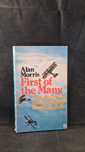 Alan Morris - First of the Many, Arrow Books, 1969, Paperbacks