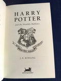 J.K. Rowling - Harry Potter and the Deathly Hollows, Bloomsbury 2007, First Edition